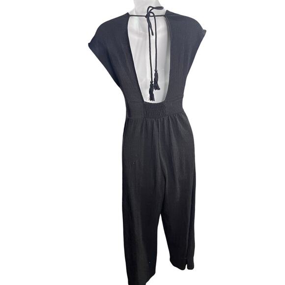 Zara Black Plunge Neck Cap Sleeve Embroidered Pattern Jumpsuit Size Small - Picture 2 of 5